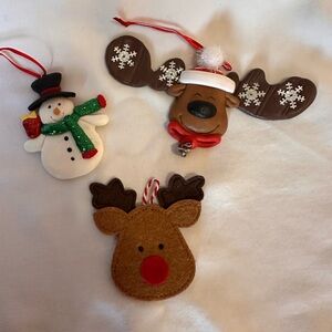 Three‎ Mixed Ornaments